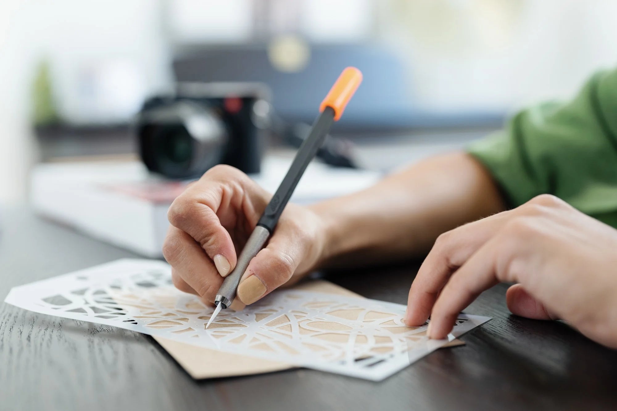 CUCHILLA LAPIZ ARTESANAL CON GUARDA DE SEGURIDAD SLICE