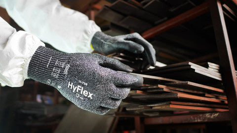 GUANTES HYFLEX 11-738 DE NYLON INTERCEPT CON PALMA DE POLIURETANO Y NITRILO AL AGUA