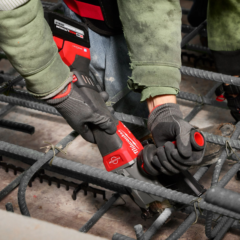 CORTADORA INALAMBRICA DE VARILLA CORRUGADA M18 FUEL™ #10 (1-1/4")