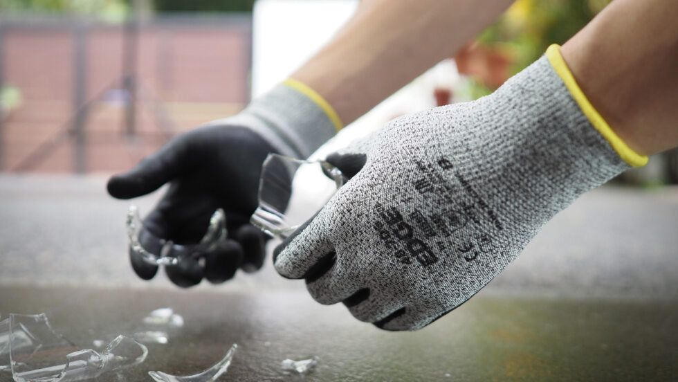 GUANTES EDGE 48-706 CUT 5 CON PALMA DE ESPUMA DE NITRILO