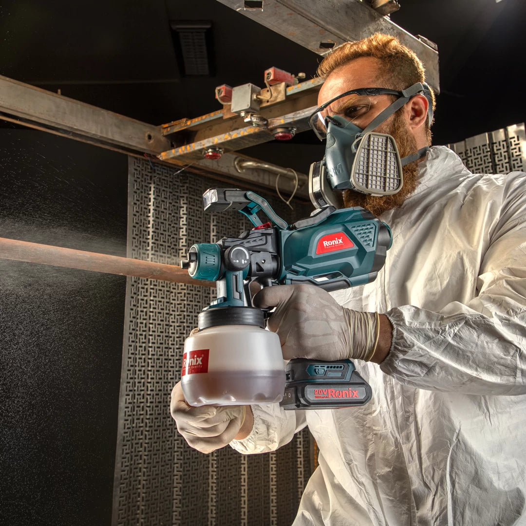 PISTOLA PULVERIZADORA PARA PINTAR INALAMBRICA EN KIT C/ BOQUILLAS (1/1.8/2.5) -  BATERIA(20V) Y CARG