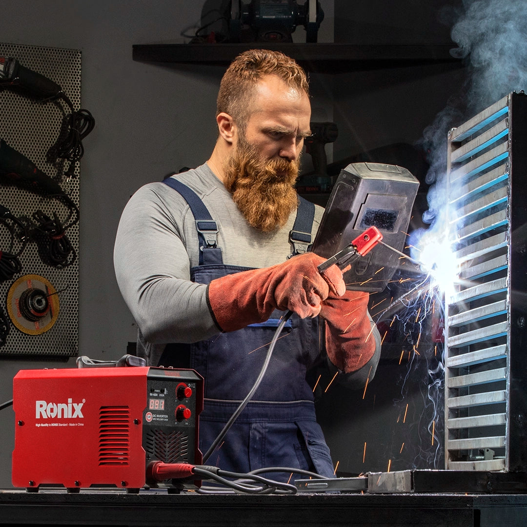 MAQUINA DE SOLDAR INVENTER DC ARC 30A – 200A TURBO FAN PLUS