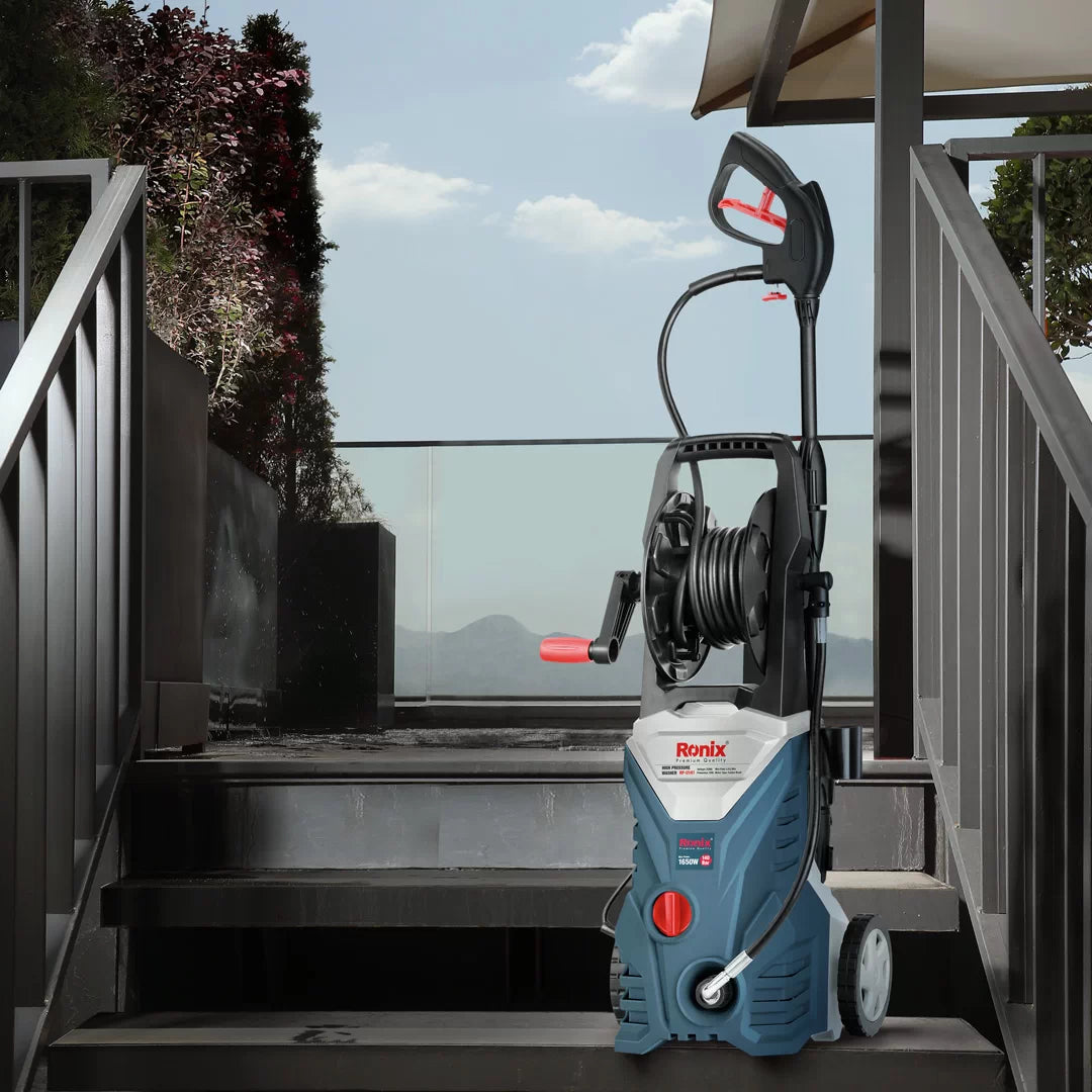 HIDROLAVADORA ELECTRICA CON CARRETE DE MANGUERA INCLUIDO DE 140 BAR 1650W 5L/MIN
