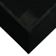 TAPETE SANITIZANTE DE PARED ALTA CON BORDE DE 2-1/2 NEGRO DE 32X39