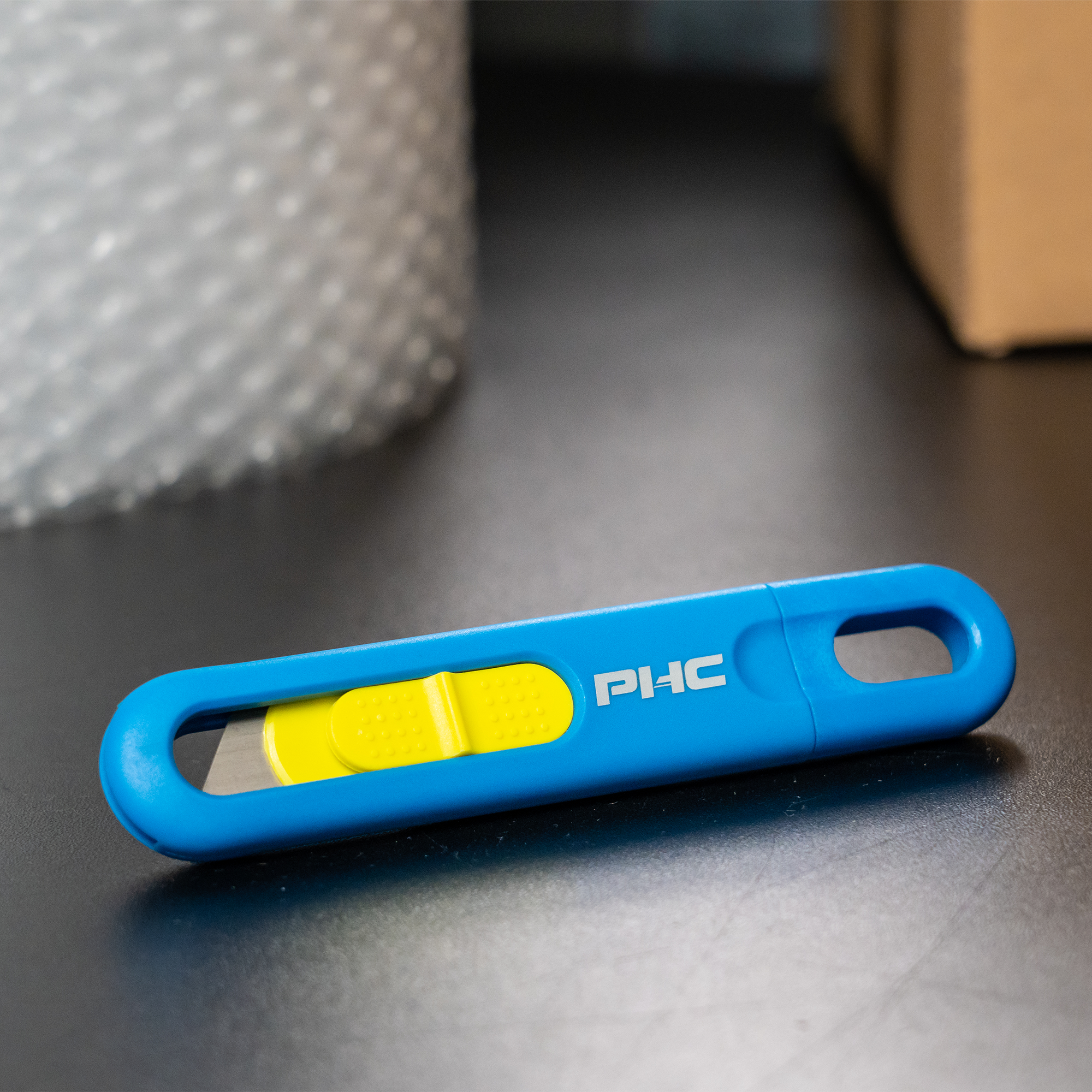CUCHILLA DE SEGURIDAD DESECHABLE AUTORETRACTIL VOLO  PHC