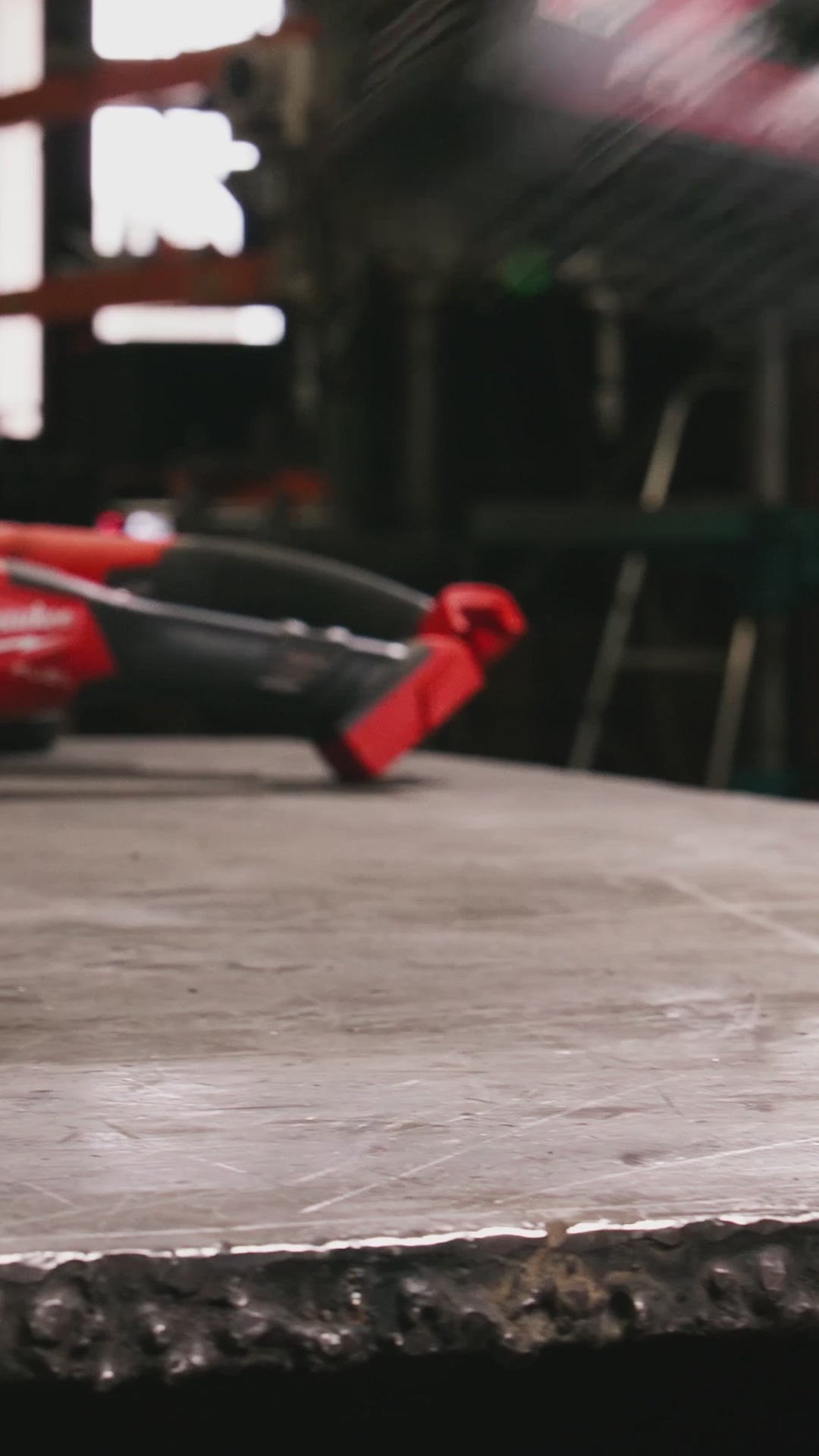 Cargar vídeo: BATERIA M18™ REDLITHIUM™ FORGE™ XC8.0
