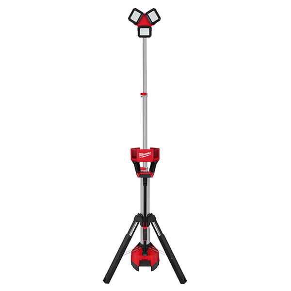 LAMPARA TORRE (ROCKET) M18 DE 6000 LUMENS, CARGADOR INTEGRADO